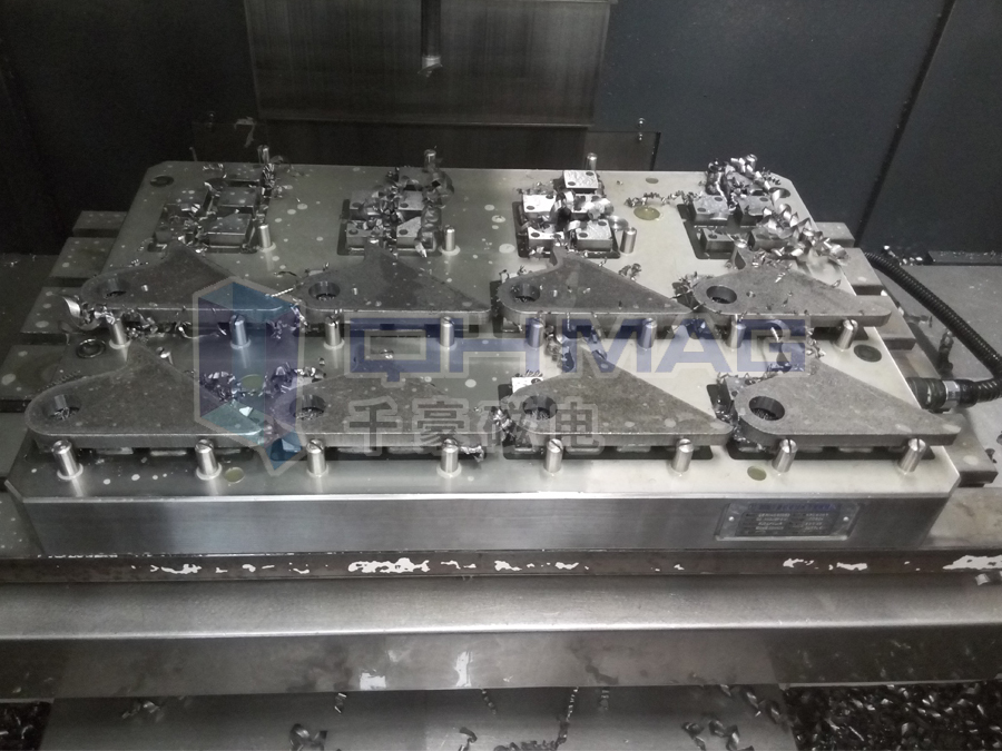 視頻上新-電永磁吸盤在銑床加工中的應用 視頻上新-電永磁吸盤在銑床加工中的應用